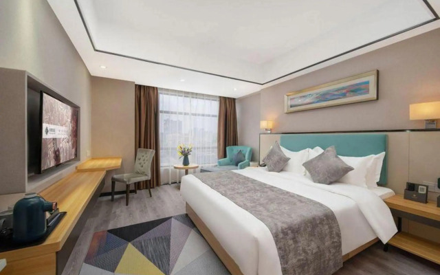 New Coast Hotel