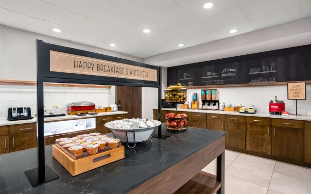 Hampton Inn & Suites Muncie