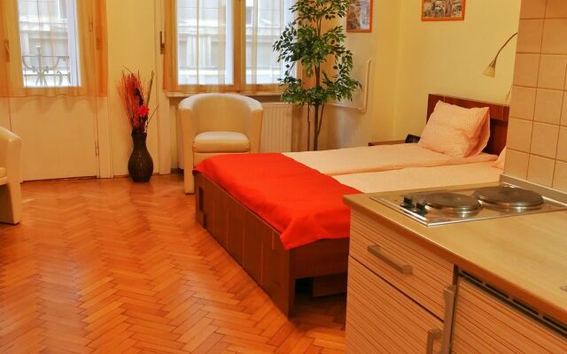 Paprika Apartment Studio