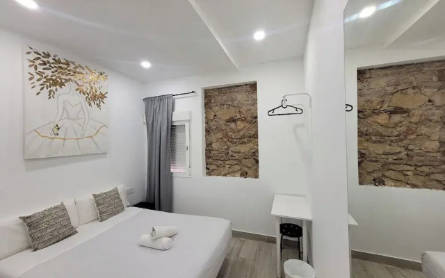 AYZ Silvela - Auto check-in property