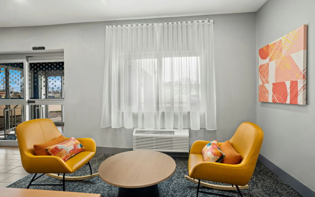 Spark by Hilton Moline Quad Cities