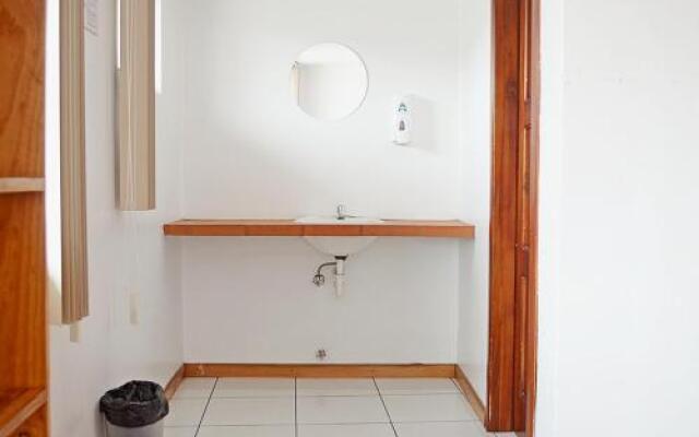 Alternative Hostels