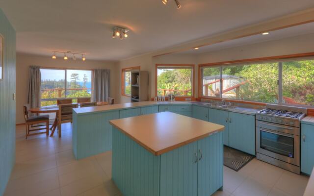 Ball Bay House - Norfolk Island Holiday Homes