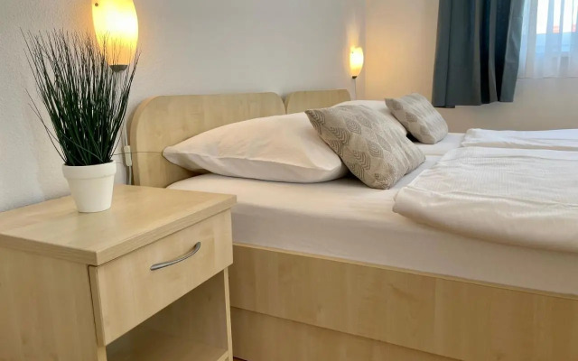 Rooms and Apartments Ana
