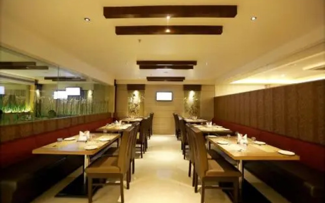 Hotel Swagath Grand Suchitra