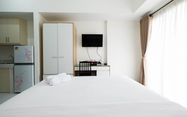 Scenic Studio Room at Casa De Parco Apartment