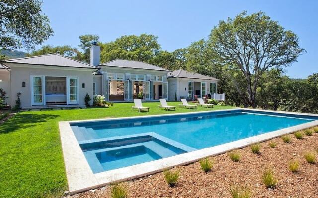 Valley View Designer Sonoma Estate by RedAwning
