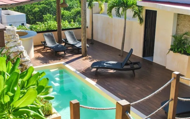 Celestial Penthouse with Private Jacuzzi