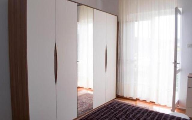 Apartment Želo