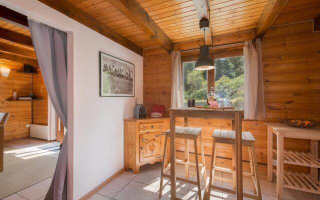 Cozy Mountain Getaway Chalet les Marmottes