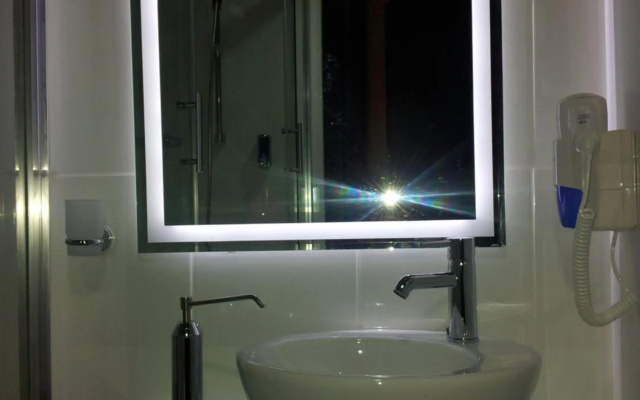 Vesta Fuar Hotel