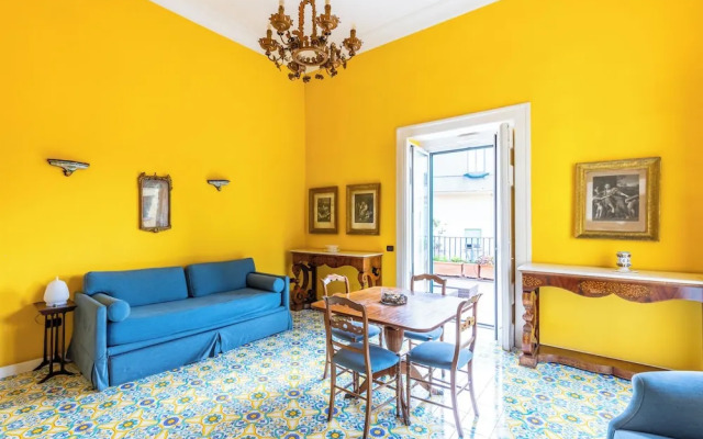 Santa Chiara Charming House With Terrace at Historical Center