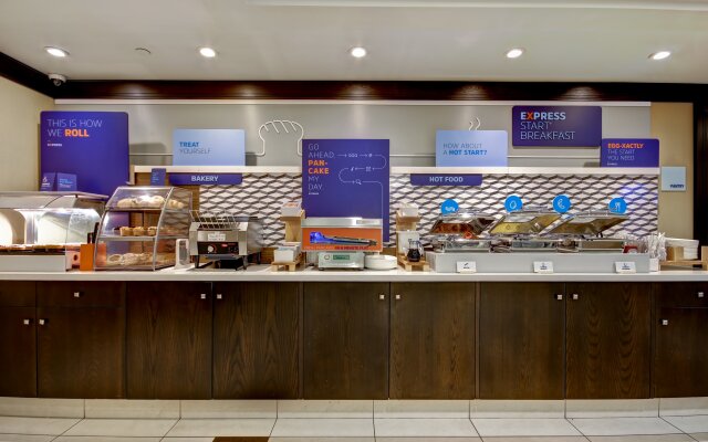 Holiday Inn Express Hotel & Suites Waterloo - St Jacobs by IHG