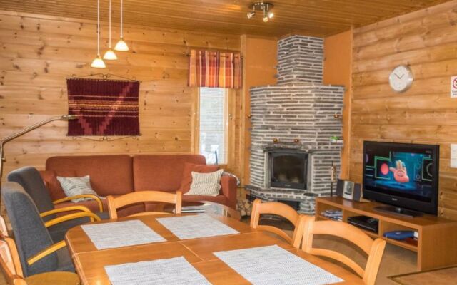 Holiday Home Nuottiukko