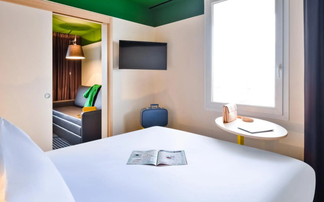 ibis Styles Lyon Meyzieu Arena Stadium
