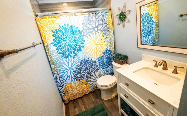 Fun Pool Relax16miles Bushgarden