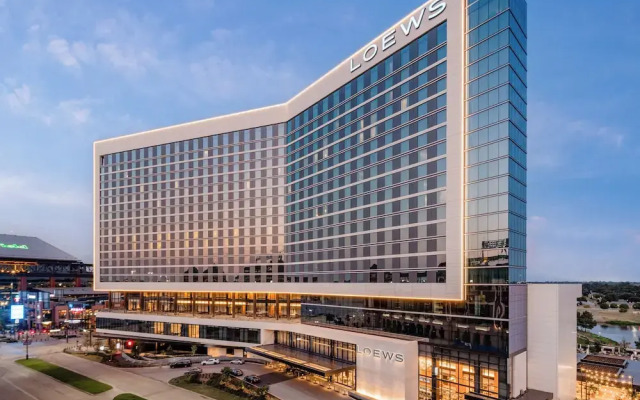 Loews Arlington