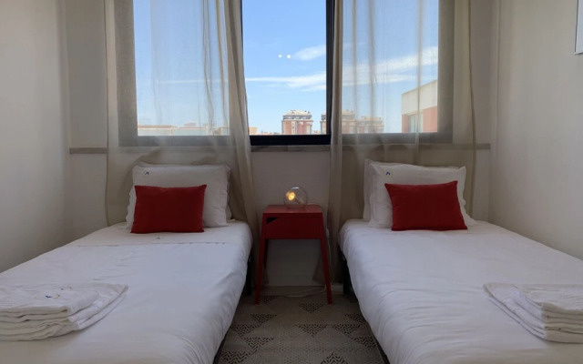 From Estoril topfloor watching the Bay