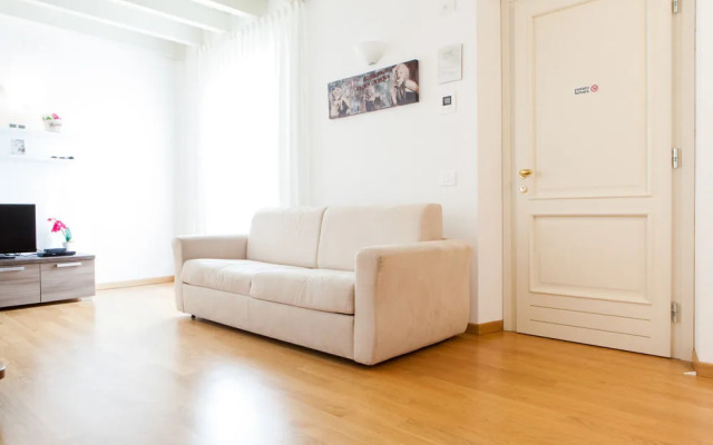 Polpenazze Halldis Apartments