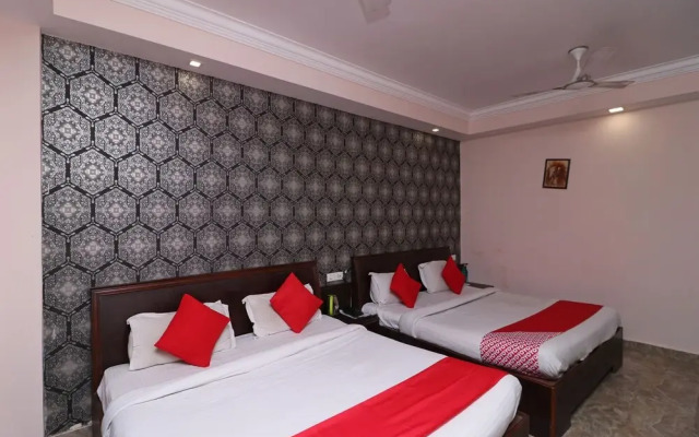 Oyo 5102 Anurag Hotel