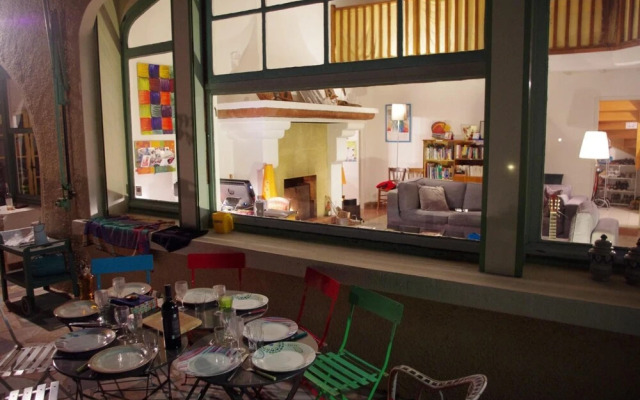 CASSIS HOSTEL Les Heures Claires