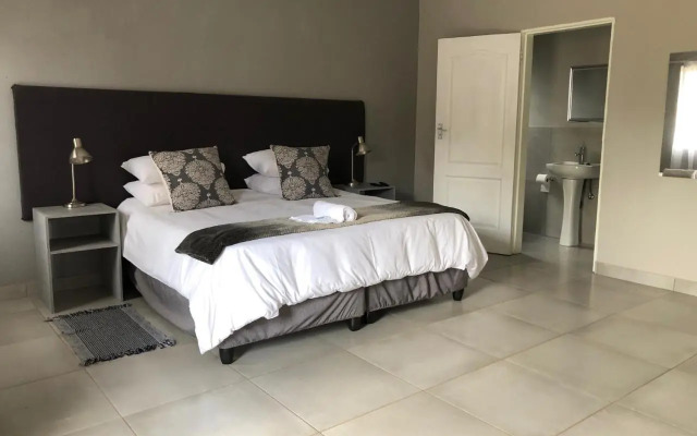 Odelia Guest House