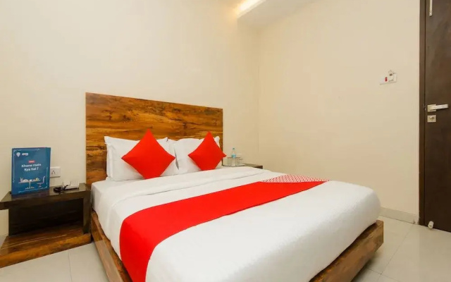 OYO 11747 Hotel Sai Comforts