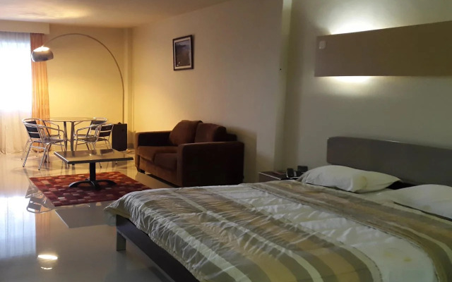 Jhoanie Hotel