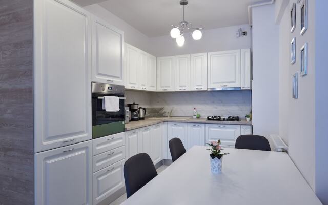 Isaran Apartments