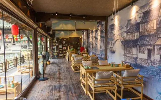 Qianhua Ancient Village Rufeng Homestay