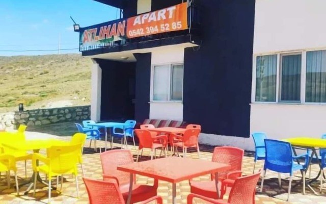 Beyaz Adalar Atlihan Apart Otel