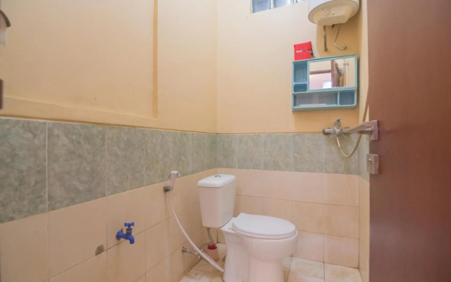 RedDoorz near Margahayu Raya