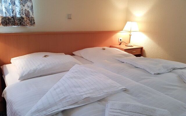 Hotel Altberesinchen