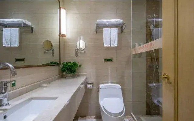 Vienna International Hotel (Nanning Wuyi Vehicle Management Office)