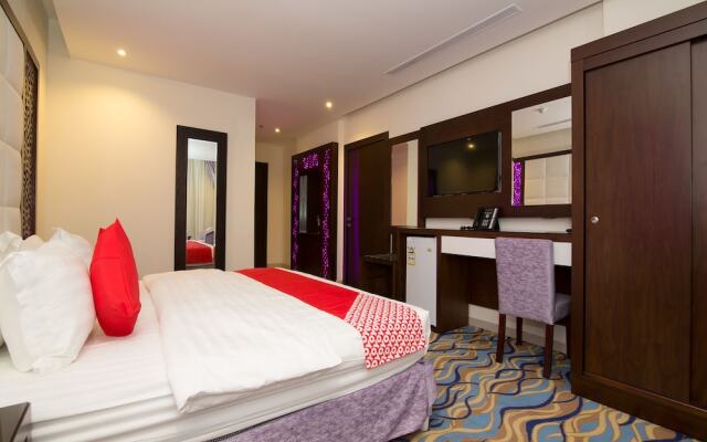 Capital O 143 Happy Beach Hotel Platini
