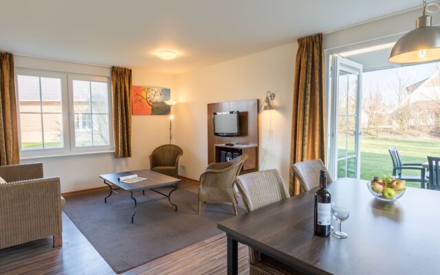 Luxurious Detached Villa with 3 Bathrooms, in de Maasduinen