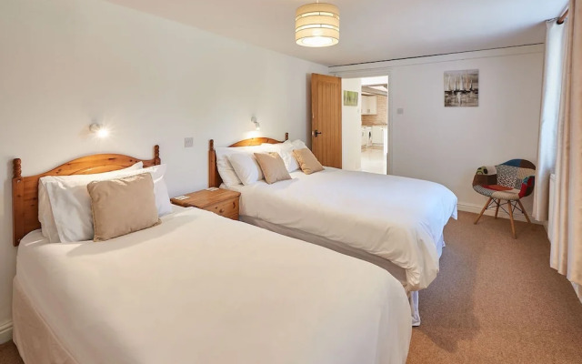 Host Stay The Granary