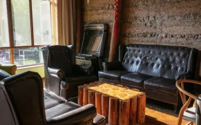 Moganshan Creekside Wood House