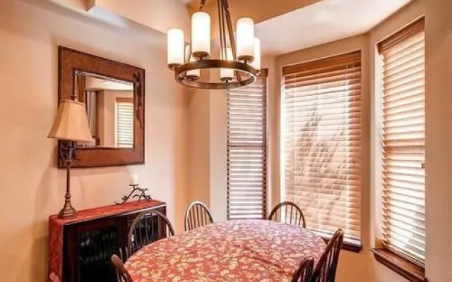 Village Point By Pinnacle Lodging