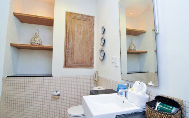 Airy Kuta Nyangnyang Sari 7 Bali