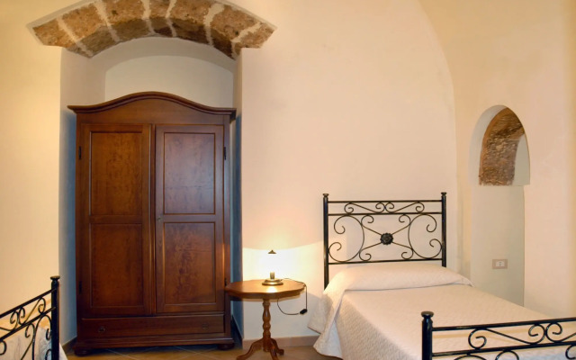 B&B Macrina