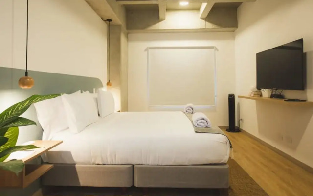 w Stunning 3BR With AC in Laureles
