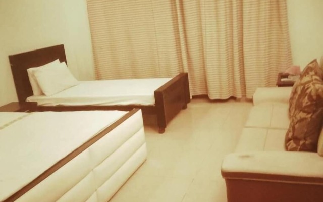 Hotel Versa Apartment and Lodges Lahore