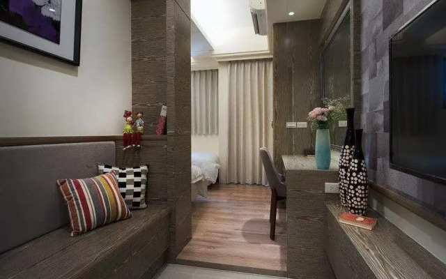 We-Home Motel