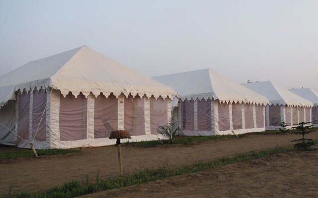 Pushkar Camp Tapovan