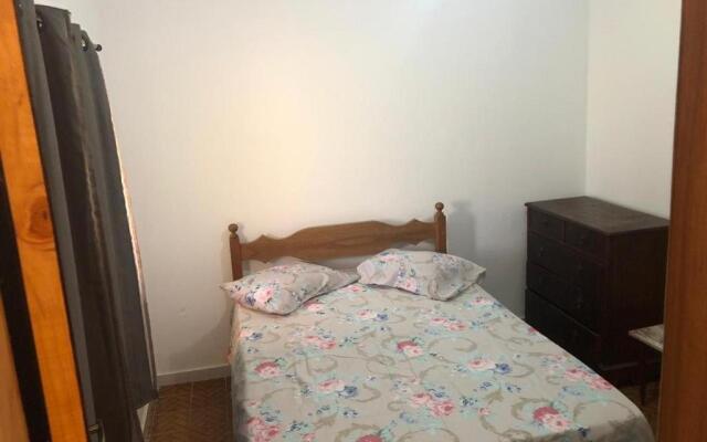 Casa Com Piscina a 3 Quadras da Praia da Vila