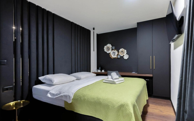 City Premium Rooms - AE1573