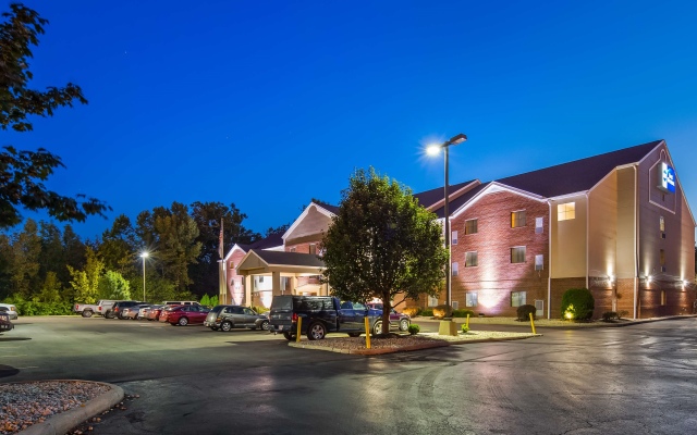 Country Inn & Suites by Radisson, Pickerington, OH