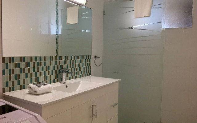 Hi Ho Beach Apartments on Broadbeach