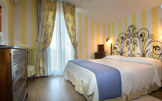 Hotel Serenella